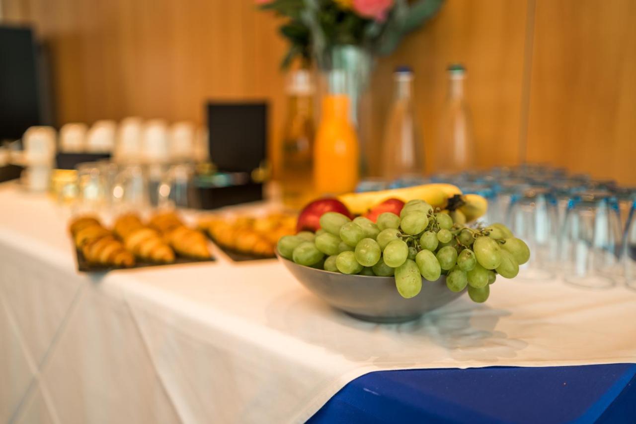 Ramada Encore By Wyndham Geneva Carouge Εξωτερικό φωτογραφία