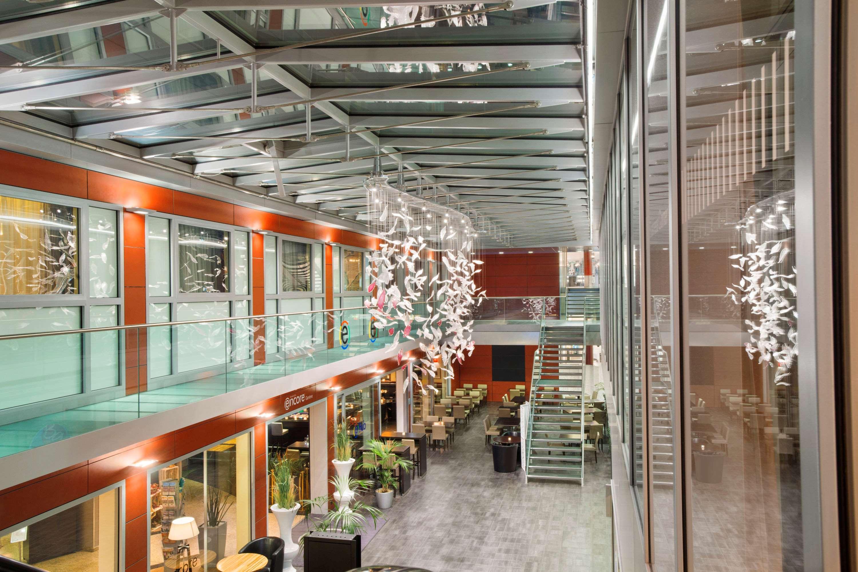 Ramada Encore By Wyndham Geneva Carouge Εξωτερικό φωτογραφία