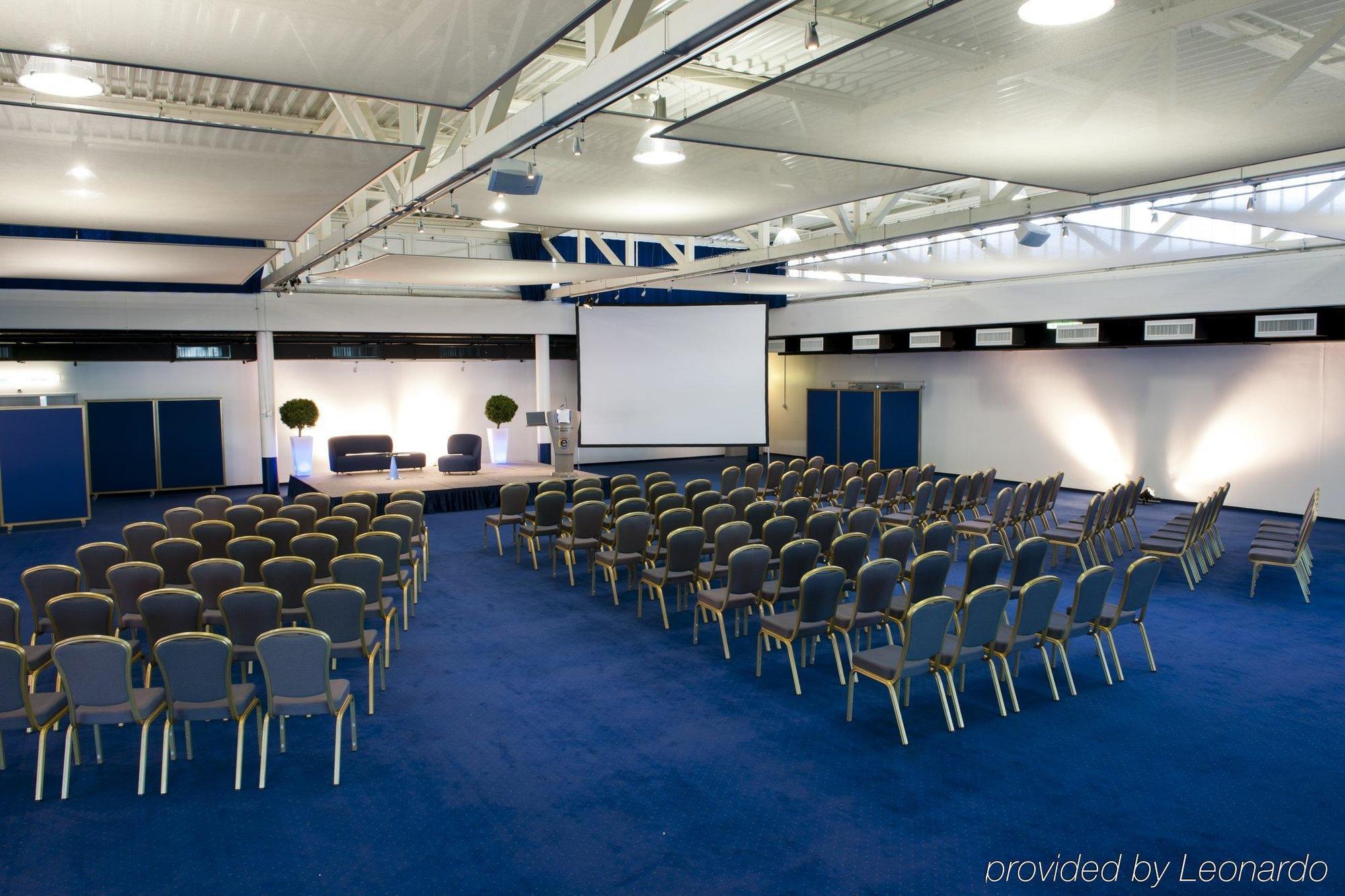 Ramada Encore By Wyndham Geneva Carouge Εξωτερικό φωτογραφία
