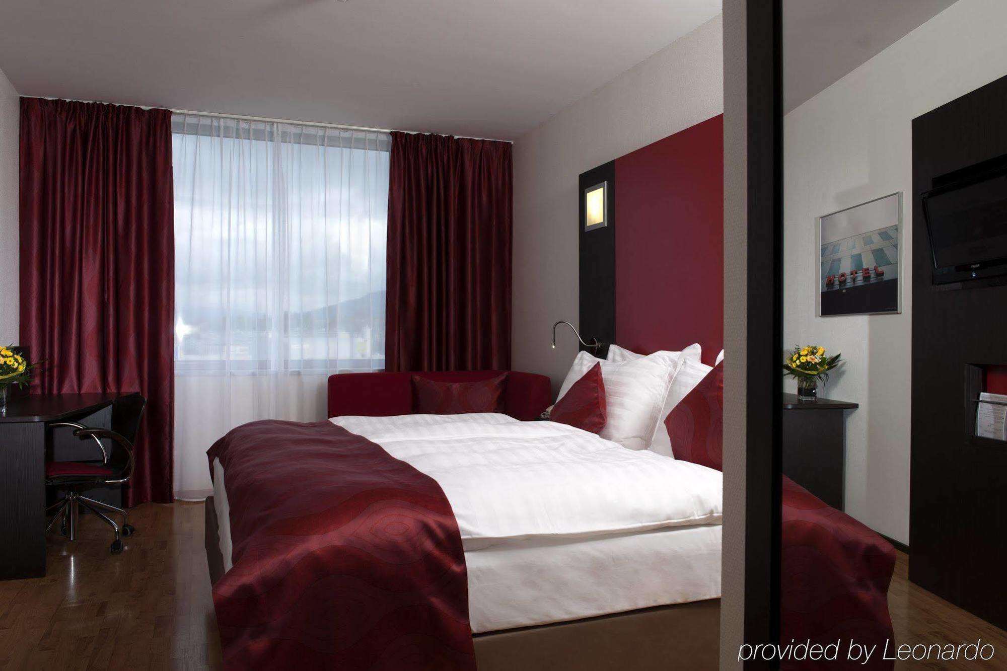 Ramada Encore By Wyndham Geneva Carouge Εξωτερικό φωτογραφία