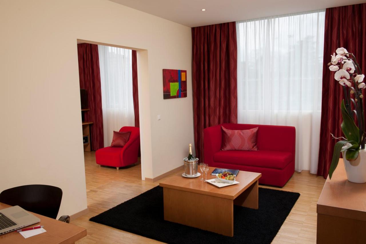 Ramada Encore By Wyndham Geneva Carouge Εξωτερικό φωτογραφία